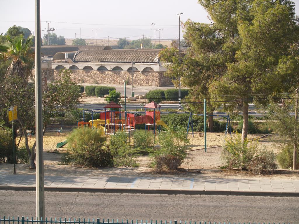 Zimmer Arad Dead Sea, Big And Confortabוl Apartment, Logic Cost - במחיר שפוי Экстерьер фото